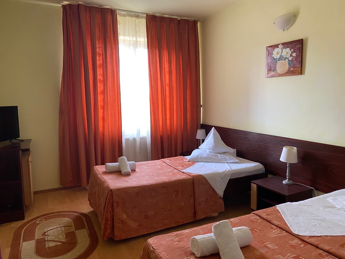 Camera dublă Hotel Decebal Brașov